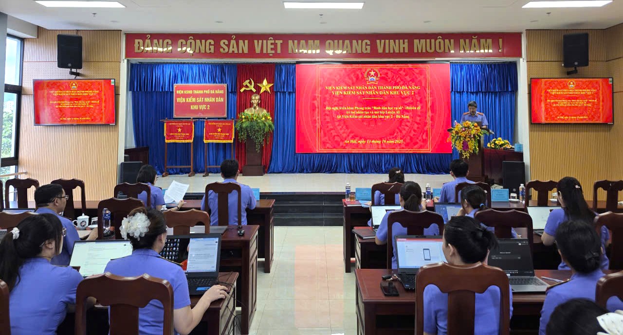 Toàn cảnh hội nghị