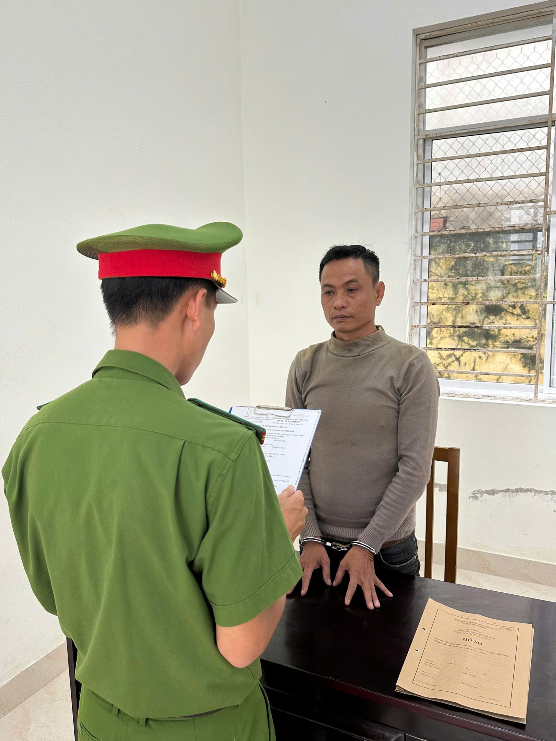 Description: C:\Users\Windows 10\Downloads\a1261f96700efd50a41f.jpg