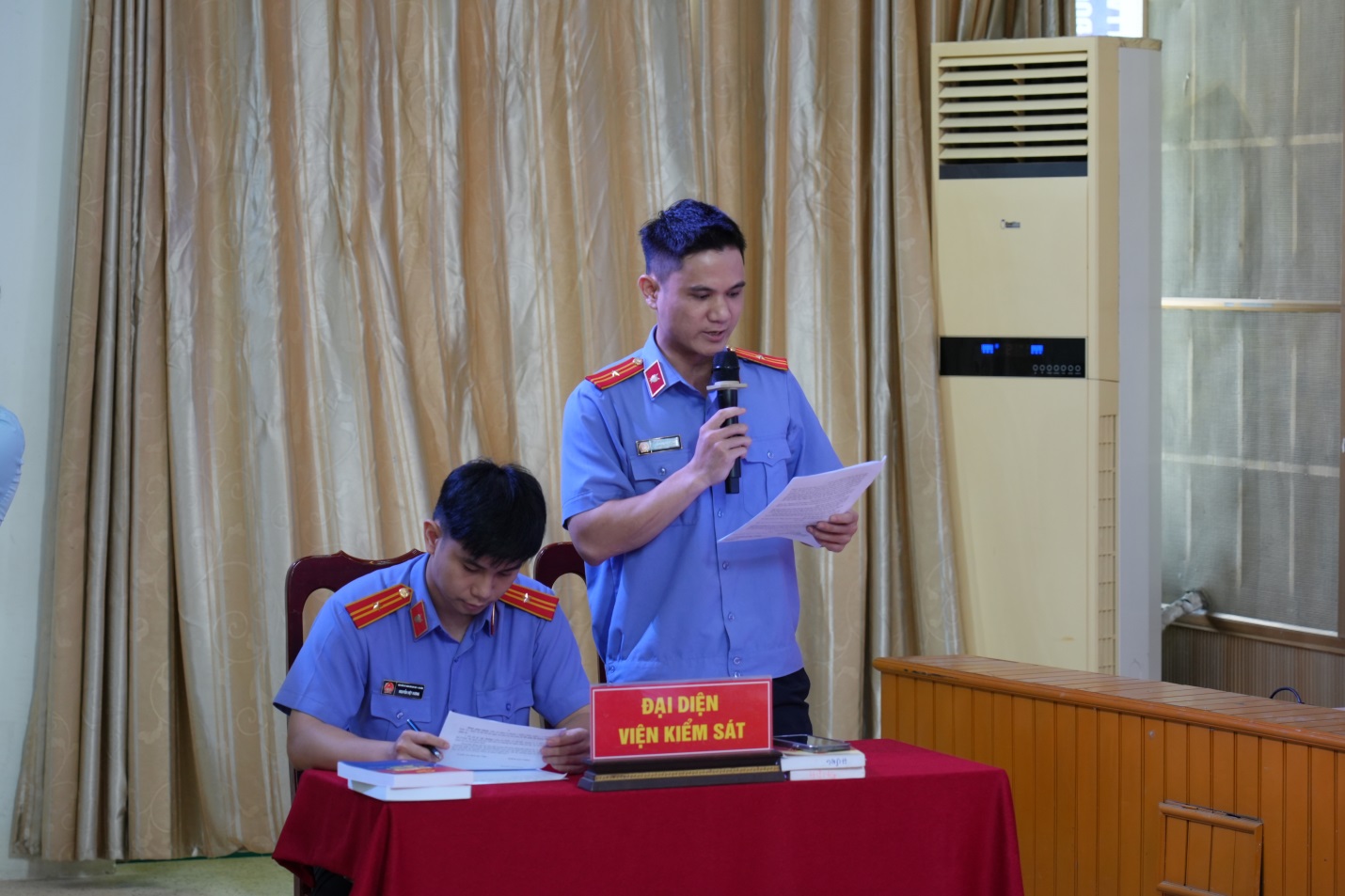 Description: C:\Users\HP\Downloads\truong su pham\DSC07384.JPG