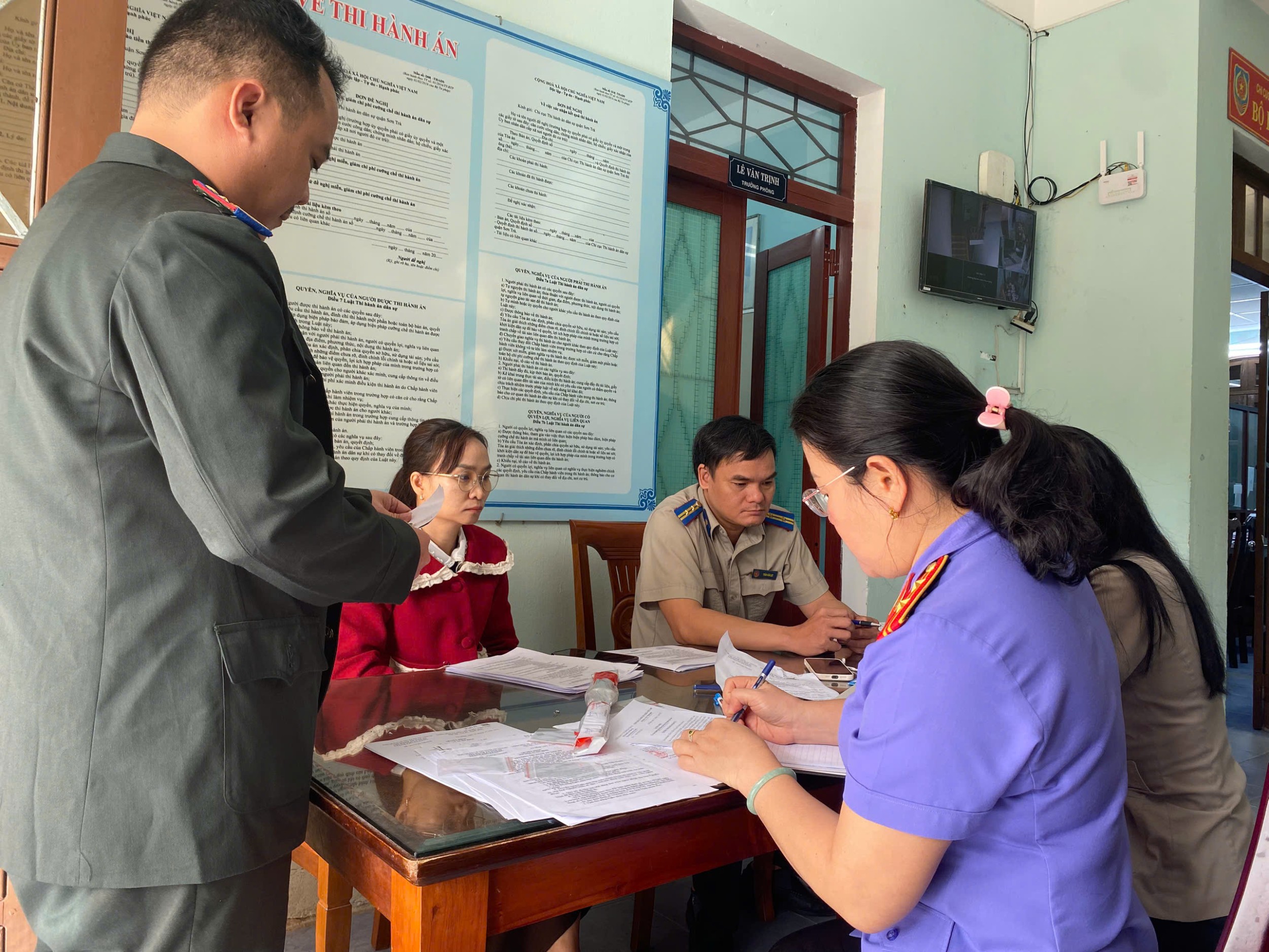 Viện kiểm sát nhân dân khu vực 2 – Đà Nẵng: Tham gia kiểm sát tiêu huỷ vật chứng