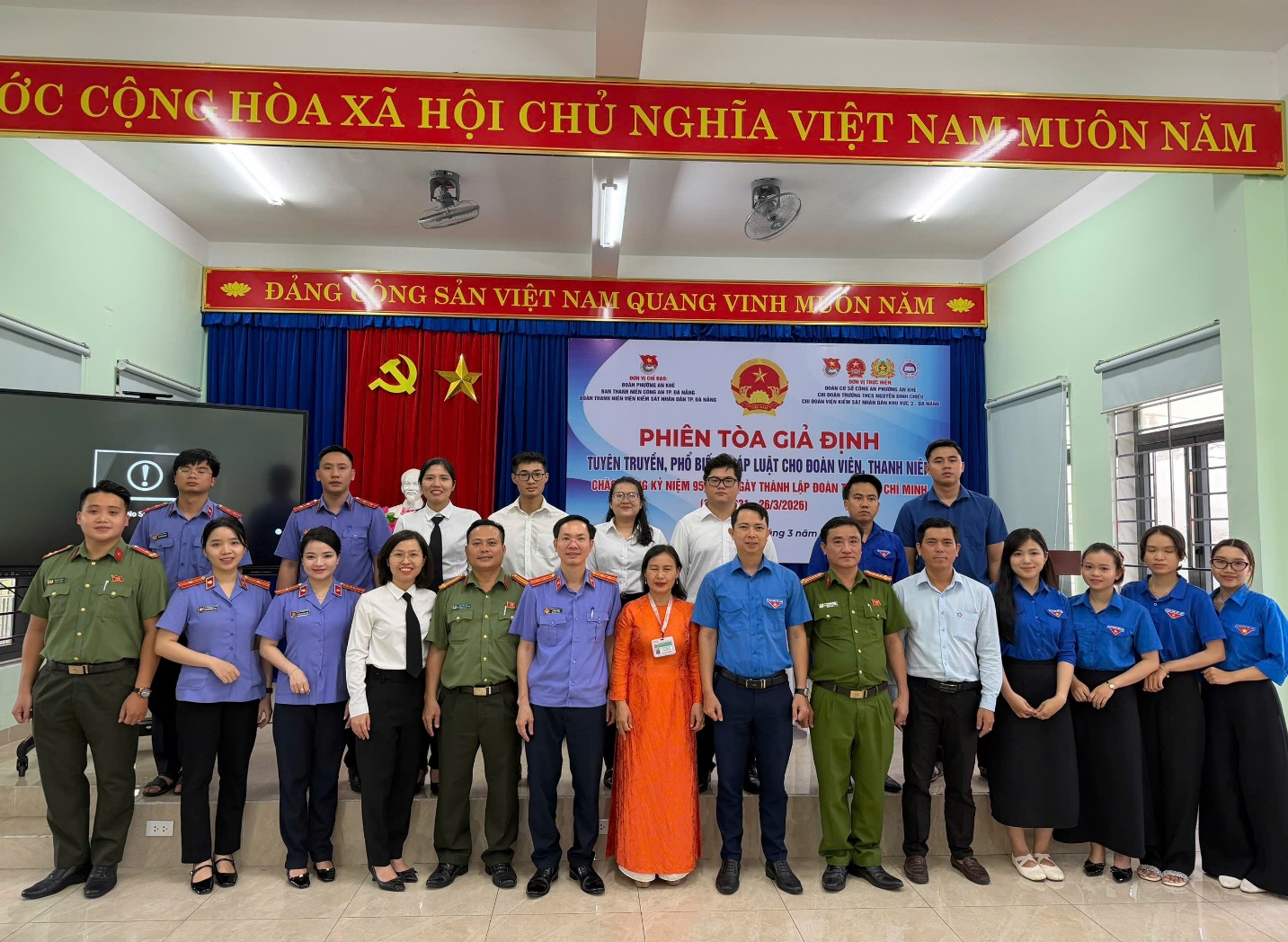 Description: C:\Users\admin\Desktop\XUÂN\2.jpg