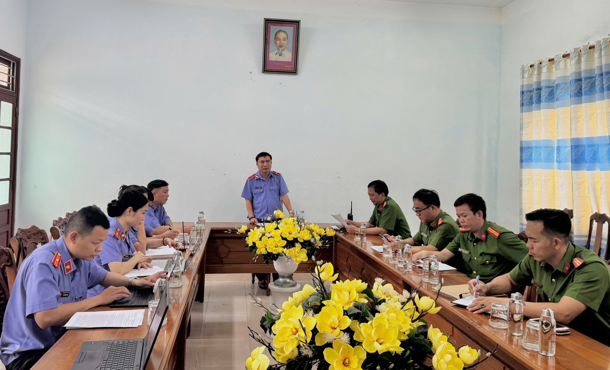 TRỰC TIẾP KIỂM SÁT VIỆC LẬP HỒ SƠ ĐỀ NGHỊ ĐẶC XÁ TẠI TRẠI TẠM GIAM CÔNG AN THÀNH PHỐ ĐÀ NẴNG VÀ TRẠI GIAM AN ĐIỀM – BỘ CÔNG AN