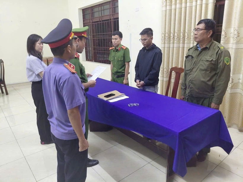 Phê chuẩn khởi tố, bắt tạm giam tài xế vụ cháy xe làm 2 người tử vong