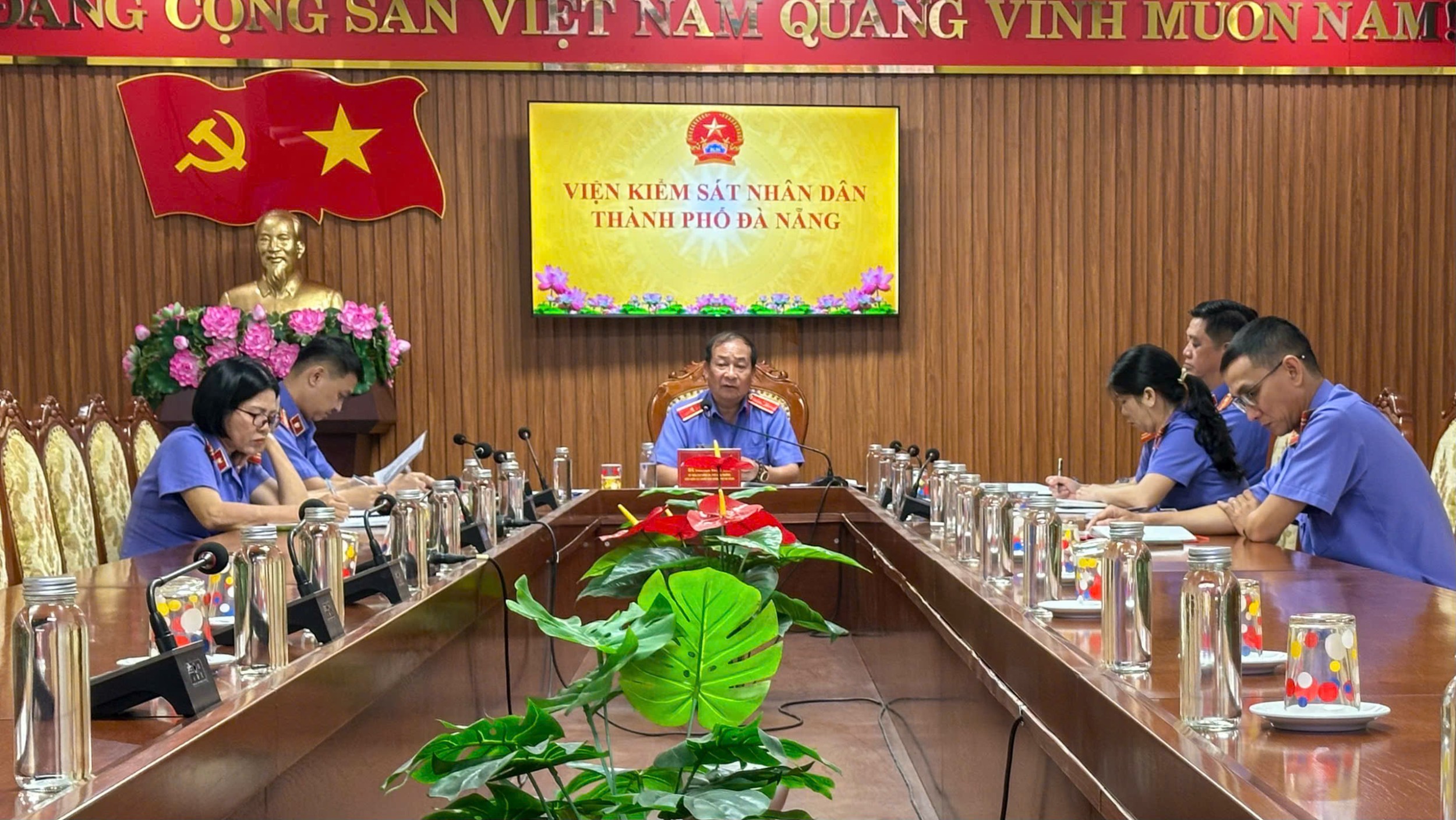 VKSND THÀNH PHỐ ĐÀ NẴNG GIAO BAN ĐÁNH GIÁ KẾT QUẢ THỰC HIỆN NHIỆM VỤ TỐ TỤNG CÔNG ÍCH 9 THÁNG ĐẦU NĂM 2026