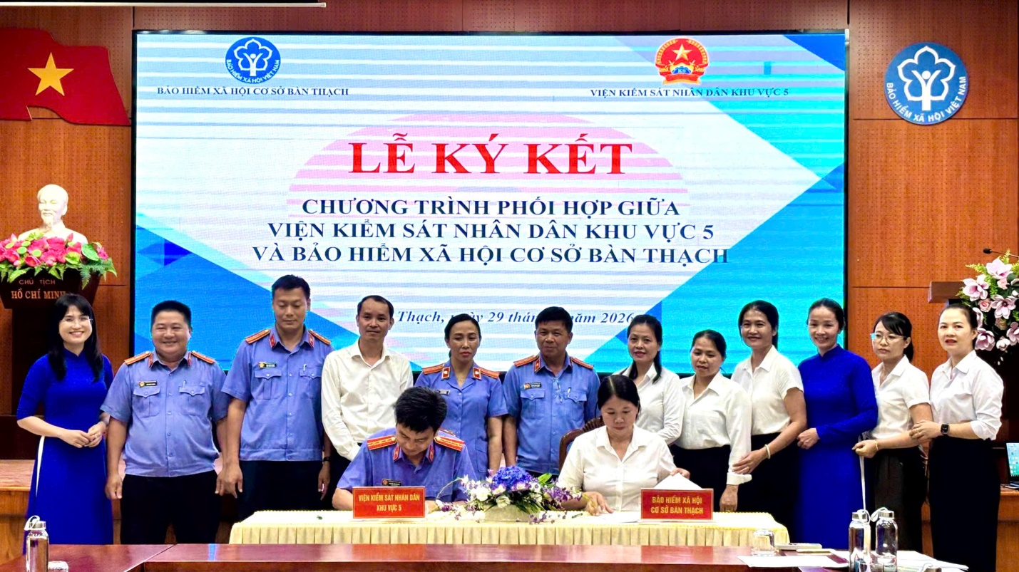 VKSND KHU VỰC 5 THỰC HIỆN NHIỆM VỤ THÍ ĐIỂM THEO NGHỊ QUYẾT SỐ 205/2025/QH15 TRONG LĨNH VỰC BẢO HIỂM XÃ HỘI