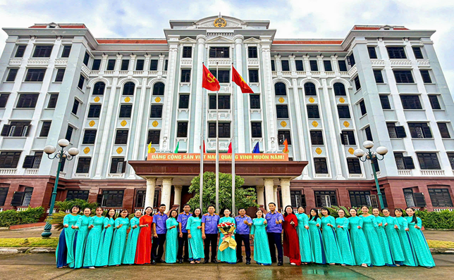 VKSND KHU VỰC 5 – ĐÀ NẴNG TỔ CHỨC CHƯƠNG TRÌNH GẶP MẶT NHÂN KỶ NIỆM NGÀY PHỤ NỮ VIỆT NAM 20/10